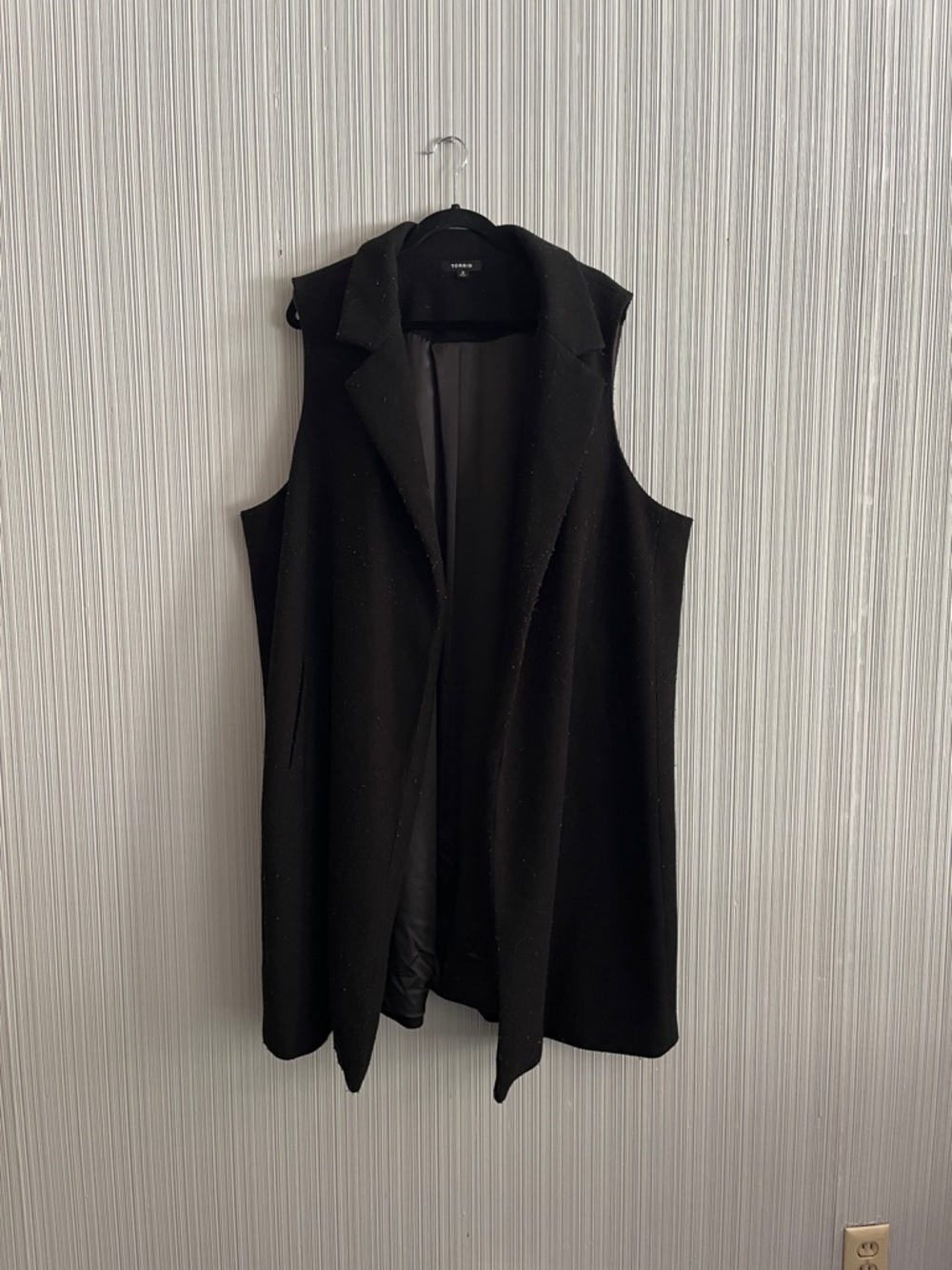 torrid  Long Black Sleeveless Overcoat